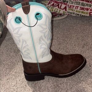 Ariat Western Boots in Brown and White with Teal Details